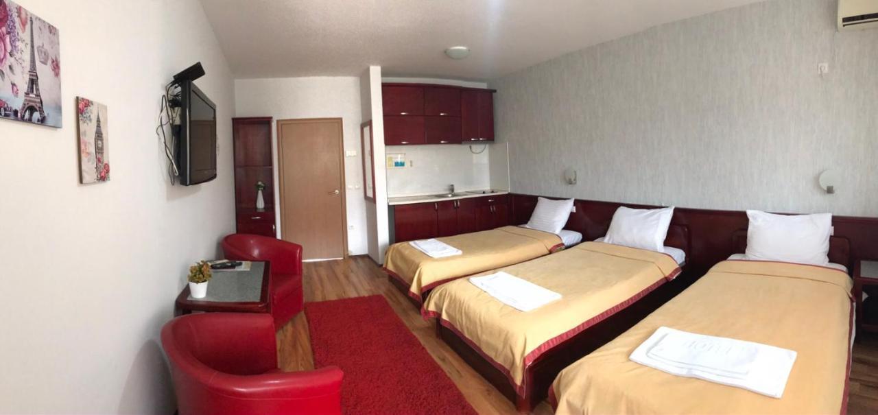 Hotel Tri "O" Topola Екстериор снимка