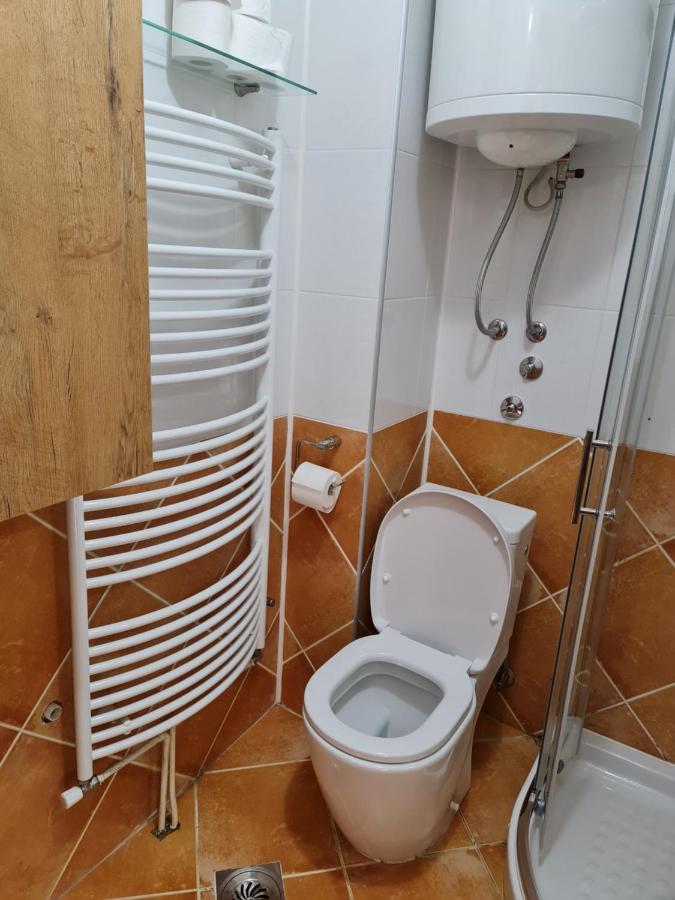 Hotel Tri "O" Topola Екстериор снимка